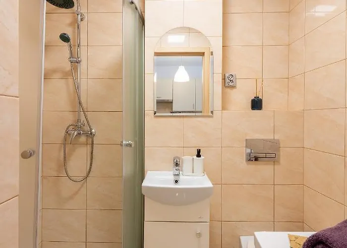 Appartement Sliska 10 Prywatne Mieszkanie 300m Od Dworca Centralnego Oraz Metra Onz Samodzielne Zameldowanie! Self Check-in System!